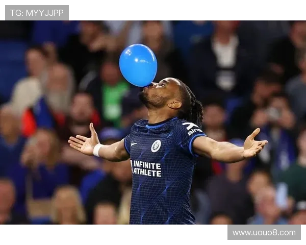 詹俊探望患病球迷：健康是未来希望的钥匙